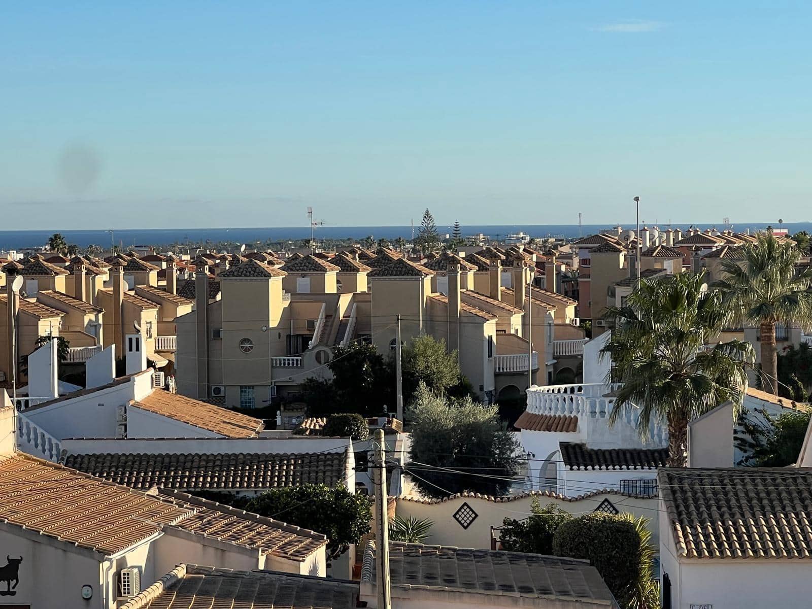 2 sovrum Takvåning till salu i Orihuela Costa med pool - 149 995 € (Ref: 9427443)