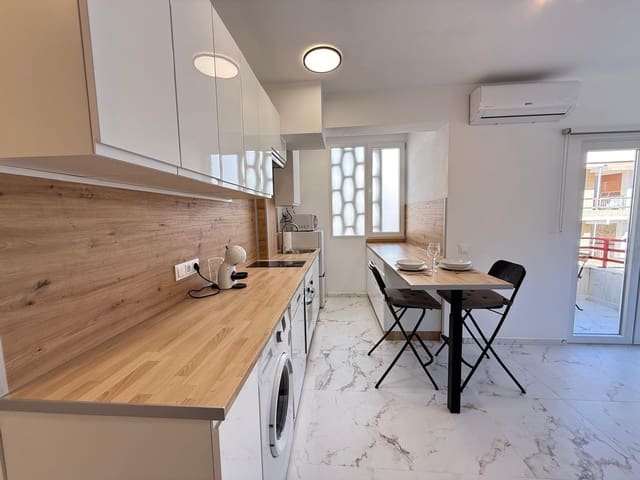 2 slaapkamer Appartement te koop in Centro, Torrevieja - € 199.900 (Ref: 9437616)