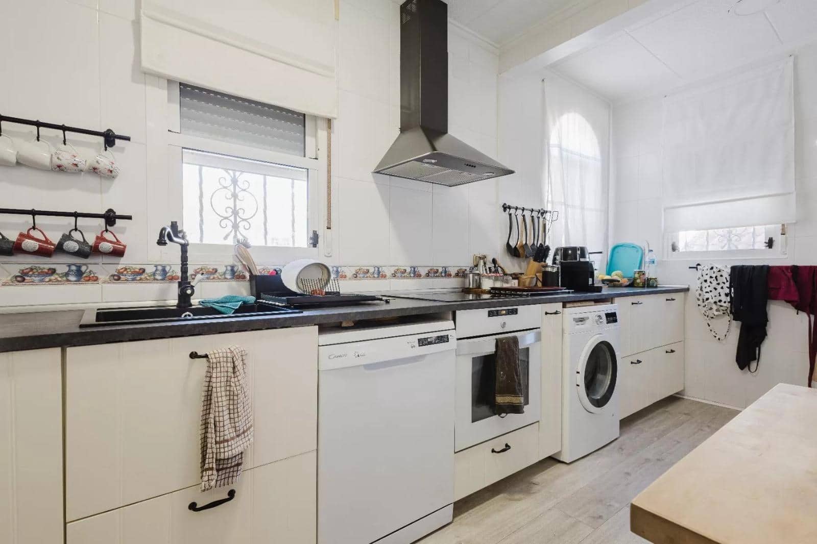 6 soveværelse Villa til salg i La Siesta med swimmingpool garage - € 449.000 (Ref: 9450455)