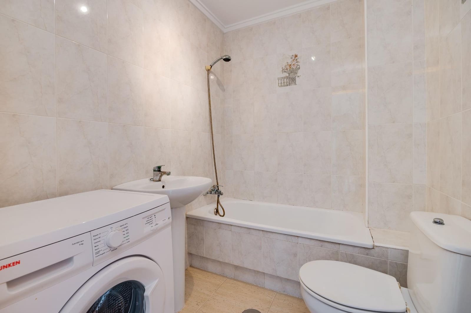 Yksiö myytävänä paikassa Guardamar del Segura - 79 500 € (Ref: 9452303)