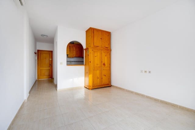 Studio for sale in Guardamar del Segura - € 79,500 (Ref: 9452303)