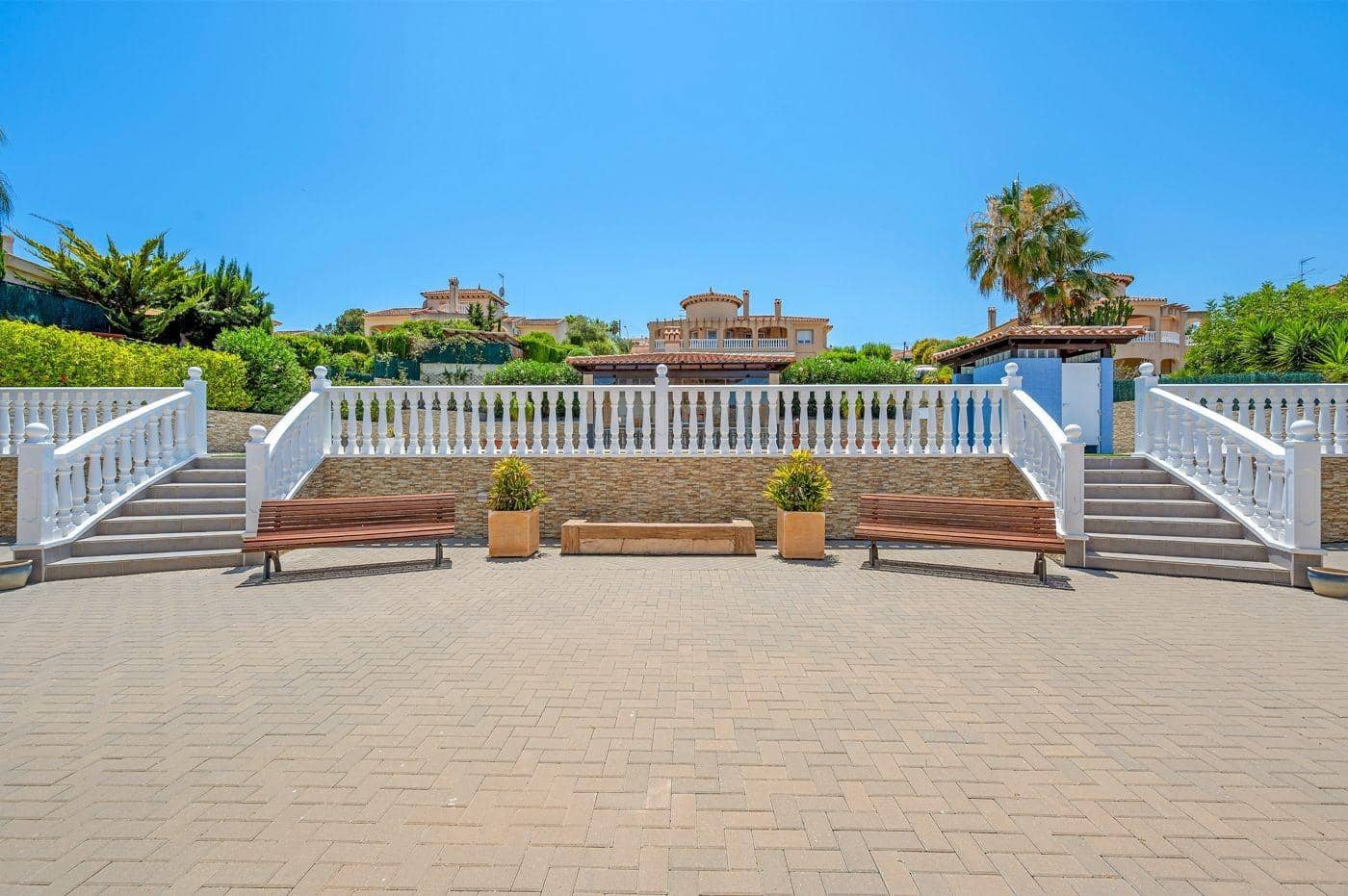 Chalet de 4 habitaciones en Formentera del Segura en venta con piscina garaje - 585.000 € (Ref: 9466110)