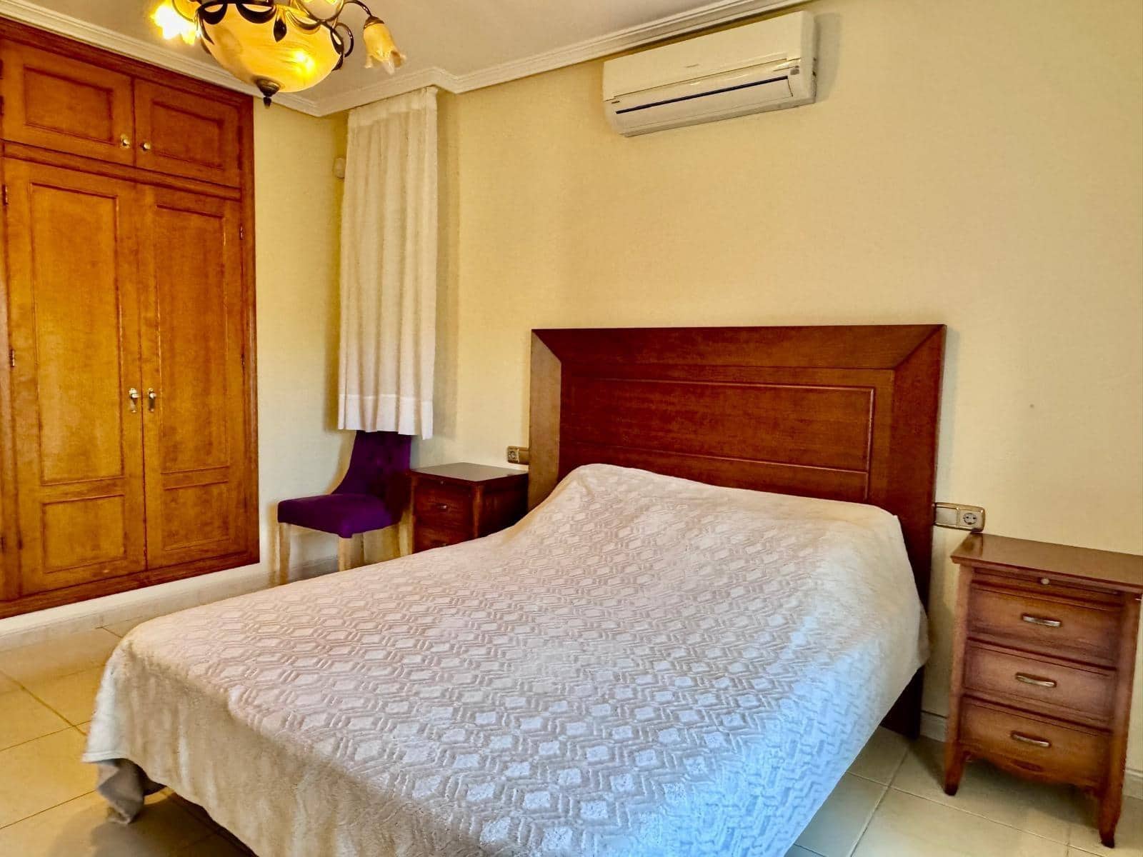 6 quarto Moradia para venda em Orihuela Costa com piscina garagem - 415 000 € (Ref: 9466112)