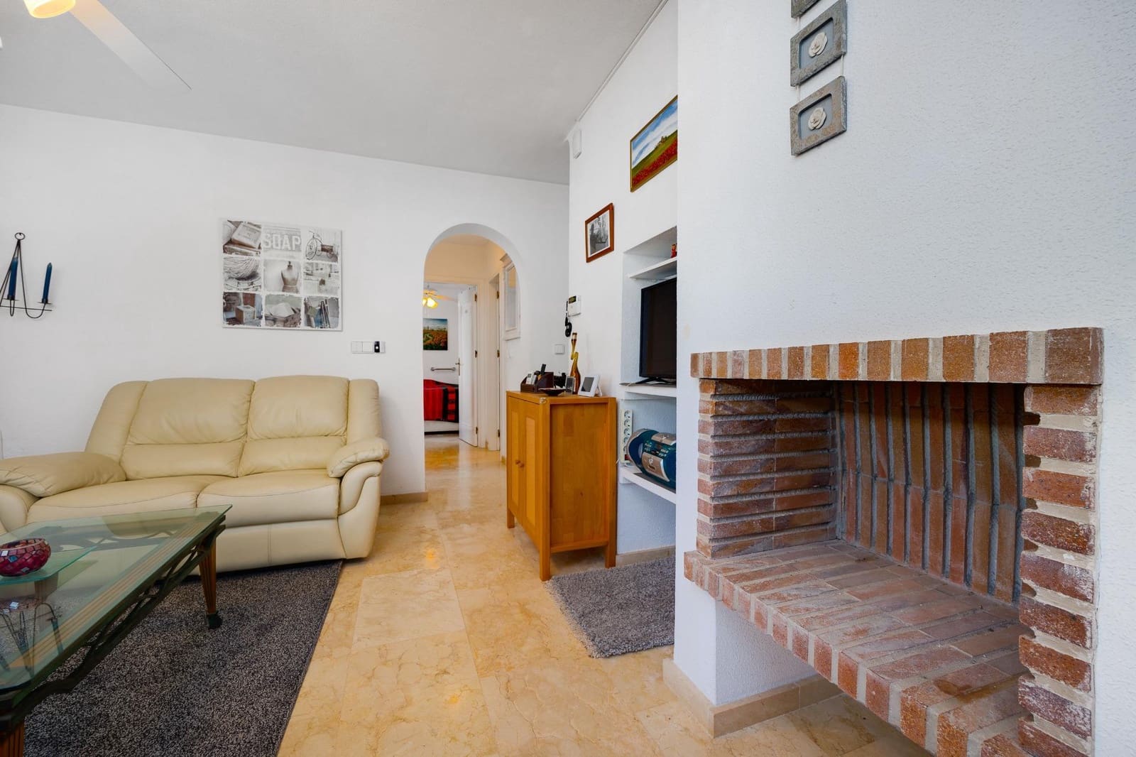Chalet de 3 habitaciones en Playa Flamenca en venta con piscina - 239.500 € (Ref: 9468579)