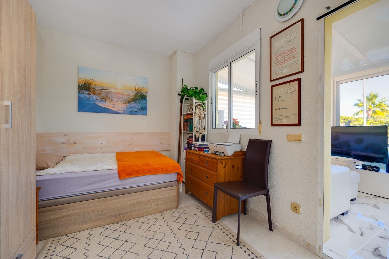 3 bedroom Villa for sale in Orihuela Costa with garage - € 139,500 (Ref: 9483571)