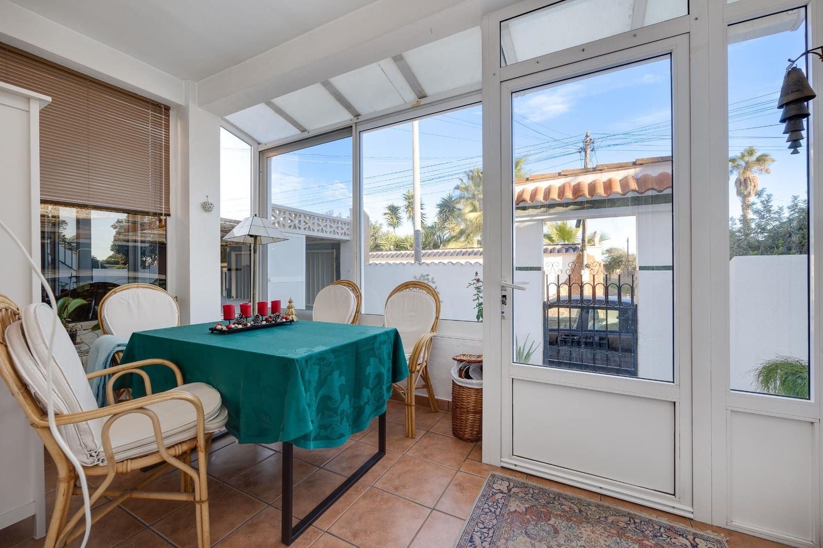 3 bedroom Villa for sale in Orihuela Costa with garage - € 139,500 (Ref: 9483571)