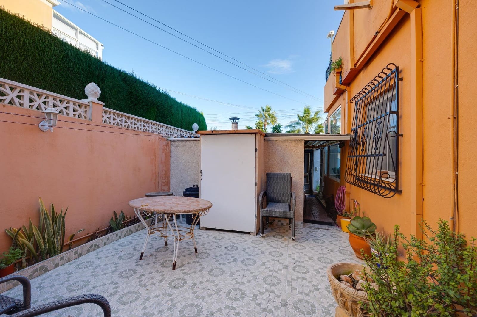 3 bedroom Villa for sale in Orihuela Costa with garage - € 139,500 (Ref: 9483571)