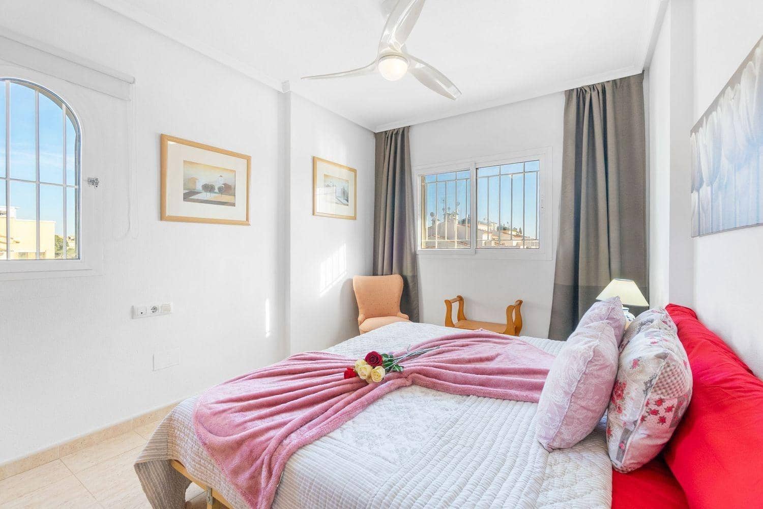 3 soveværelse Penthouse til salg i Orihuela Costa med swimmingpool - € 229.000 (Ref: 9483915)