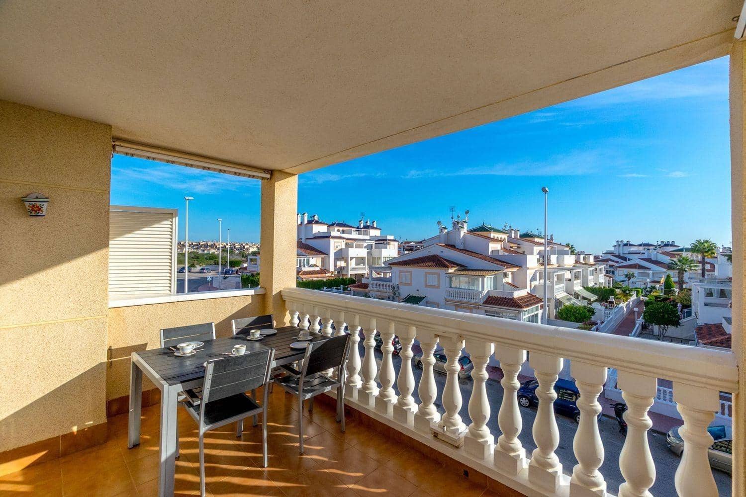3 soveværelse Penthouse til salg i Orihuela Costa med swimmingpool - € 229.000 (Ref: 9483915)