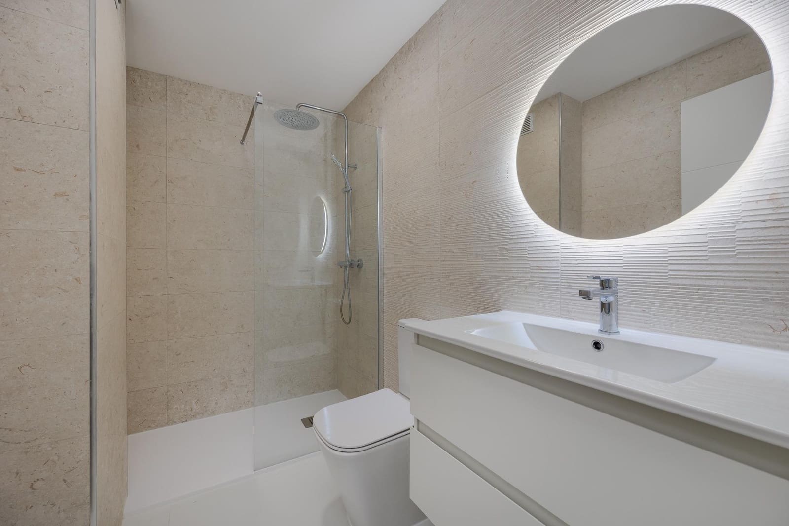 3 bedroom Apartment for sale in Torrevieja - € 259,000 (Ref: 9491629)