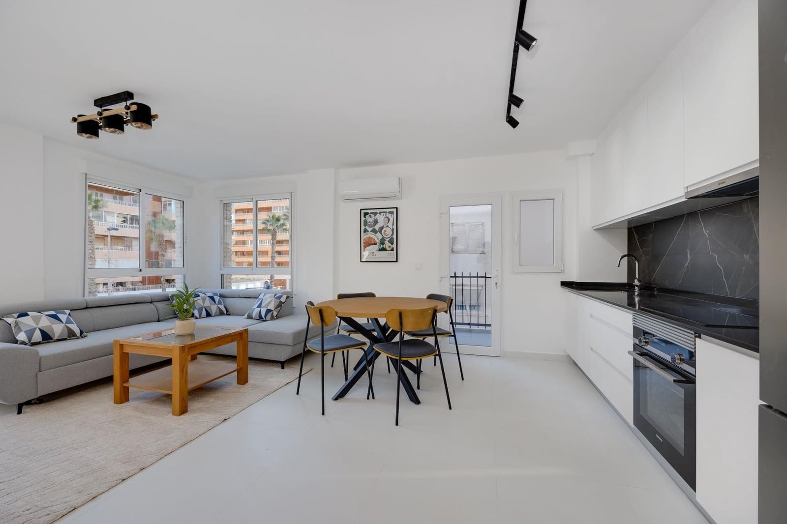 3 soveværelse Lejlighed til salg i Torrevieja - € 259.000 (Ref: 9491629)