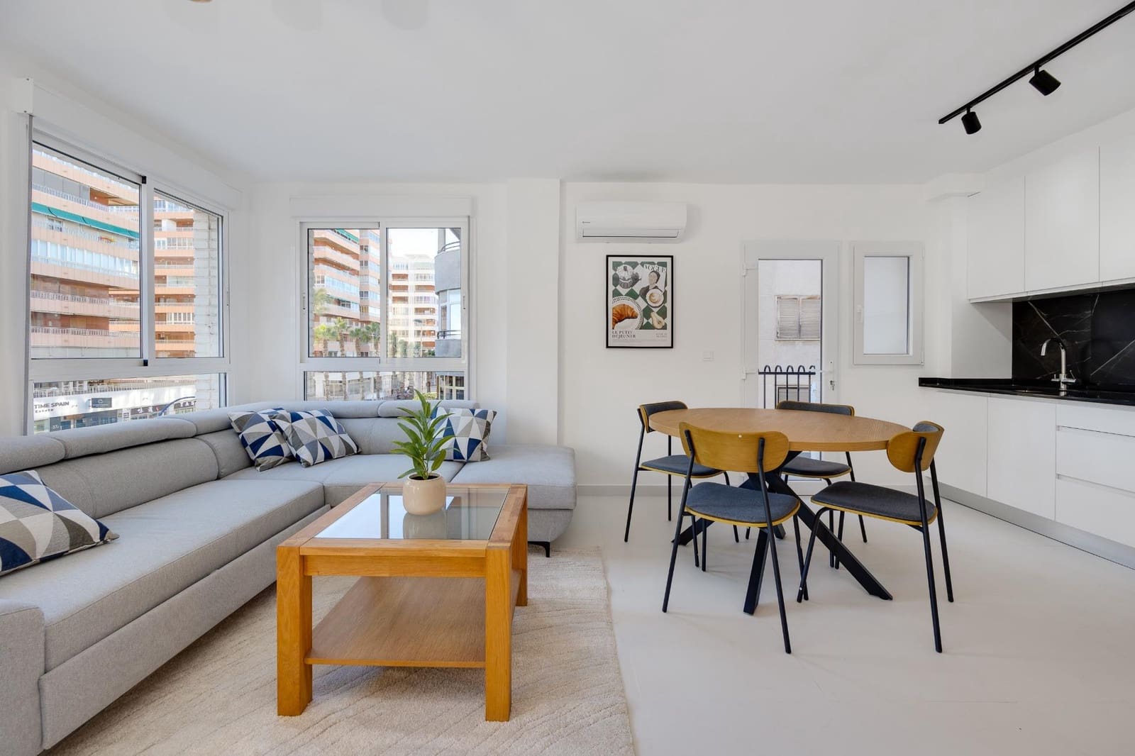 3 soveværelse Lejlighed til salg i Torrevieja - € 259.000 (Ref: 9491629)