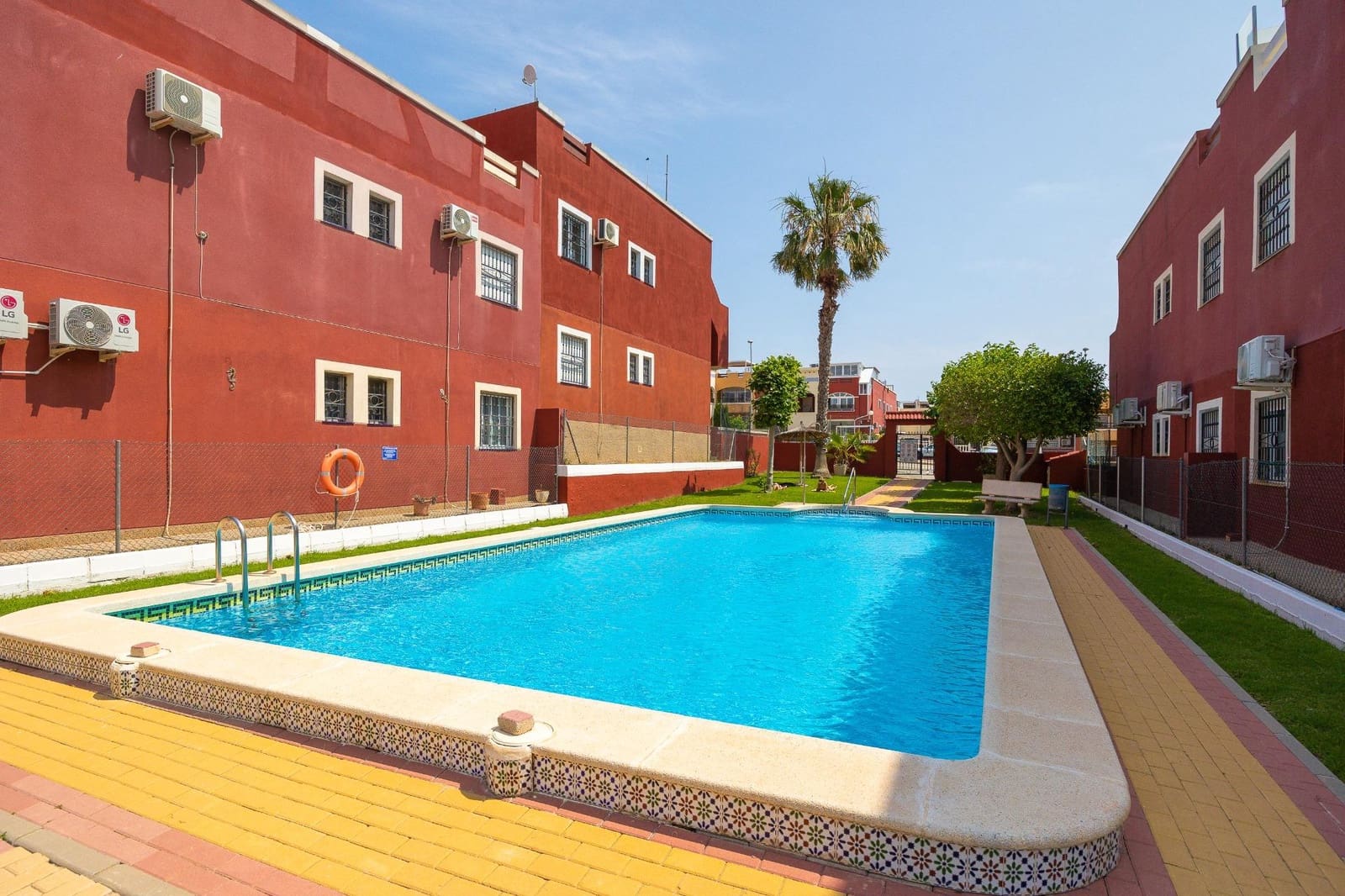 2 sovrum Takvåning till salu i Los Altos med pool - 145 000 € (Ref: 9502612)