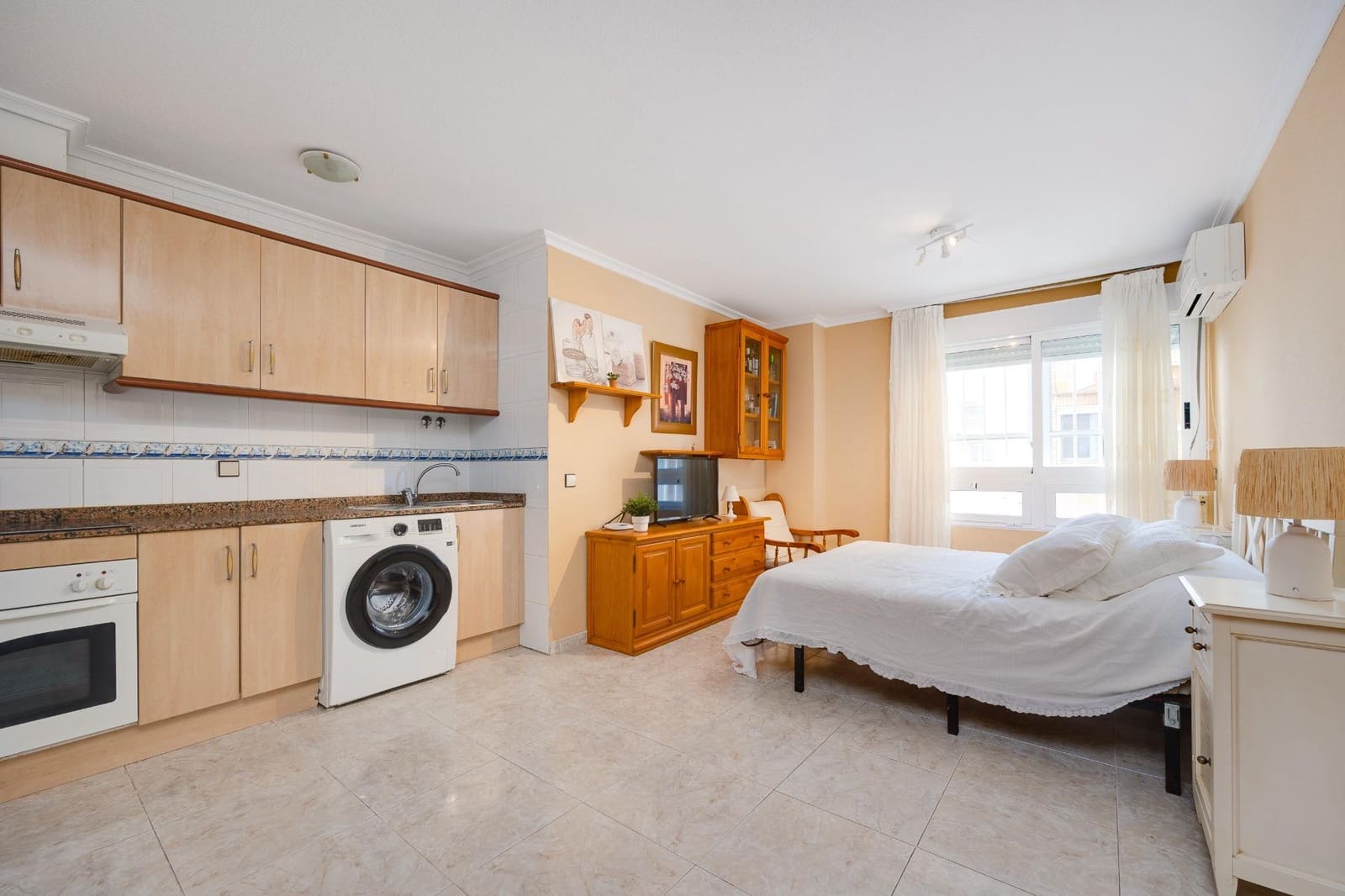 2 sovrum Lägenhet till salu i Torrevieja - 135 000 € (Ref: 9513603)