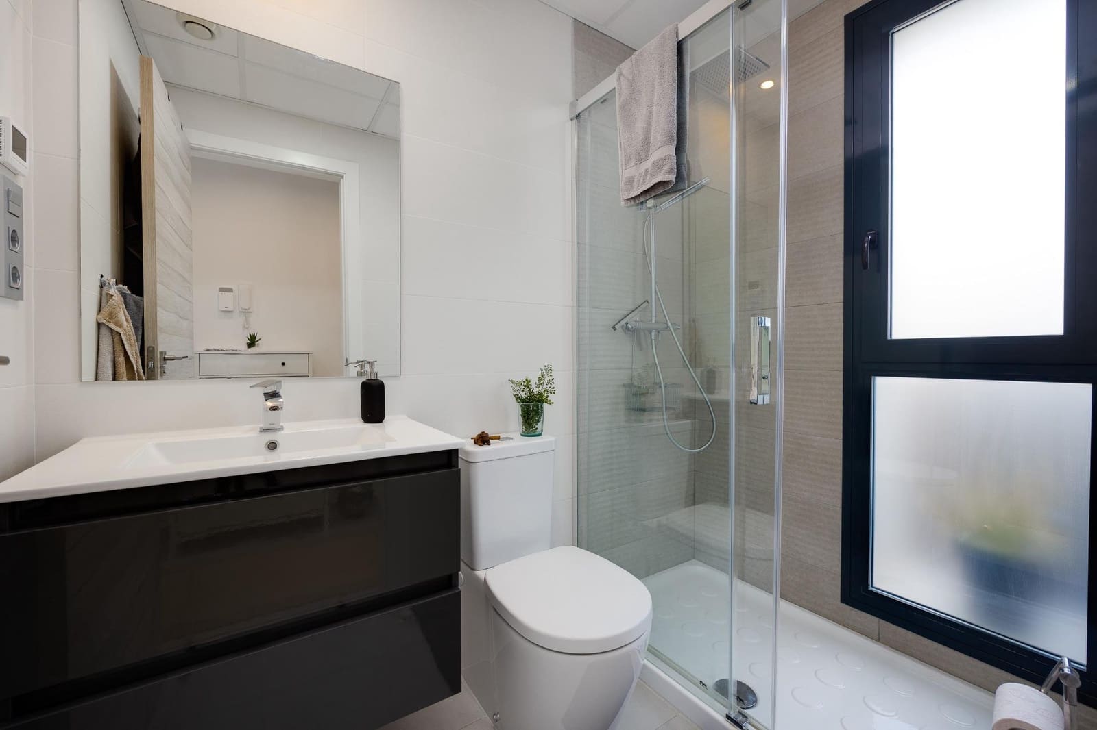 3 slaapkamer Villa te koop in Orihuela Costa met zwembad - € 369.900 (Ref: 9527860)