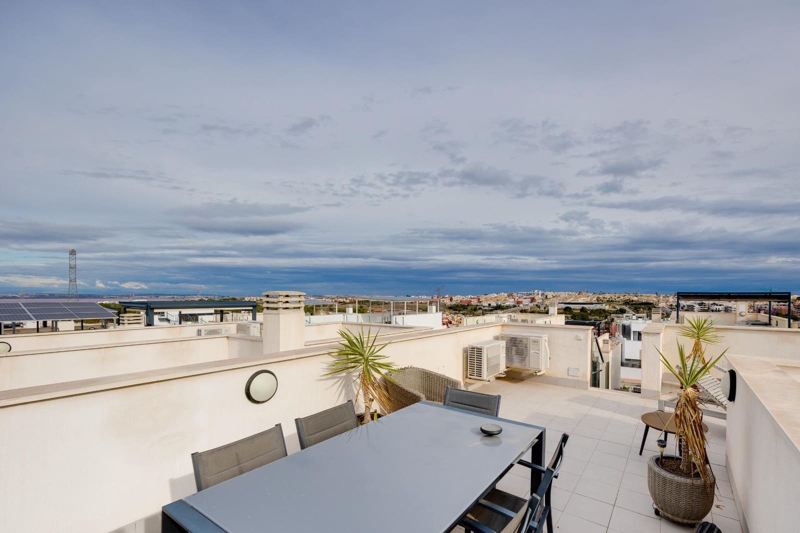 3 slaapkamer Villa te koop in Orihuela Costa met zwembad - € 369.900 (Ref: 9527860)