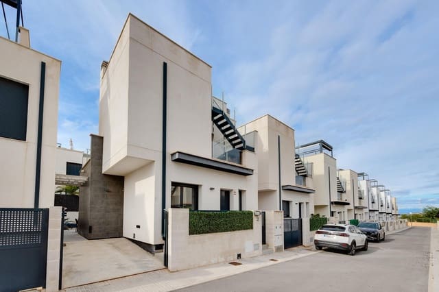 3 slaapkamer Villa te koop in Orihuela Costa, Orihuela met zwembad - € 369.900 (Ref: 9527860)