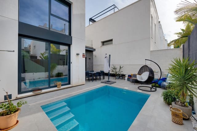 3 slaapkamer Villa te koop in Orihuela Costa, Orihuela met zwembad - € 369.900 (Ref: 9527860)