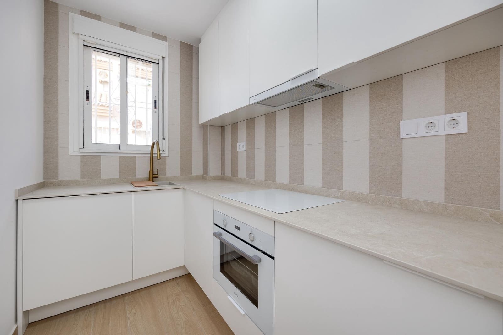 Chalet de 3 habitaciones en Rojales en venta con piscina - 275.000 € (Ref: 9530842)