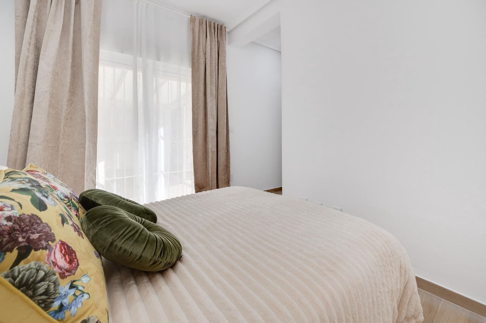 Chalet de 3 habitaciones en Rojales en venta con piscina - 275.000 € (Ref: 9530842)