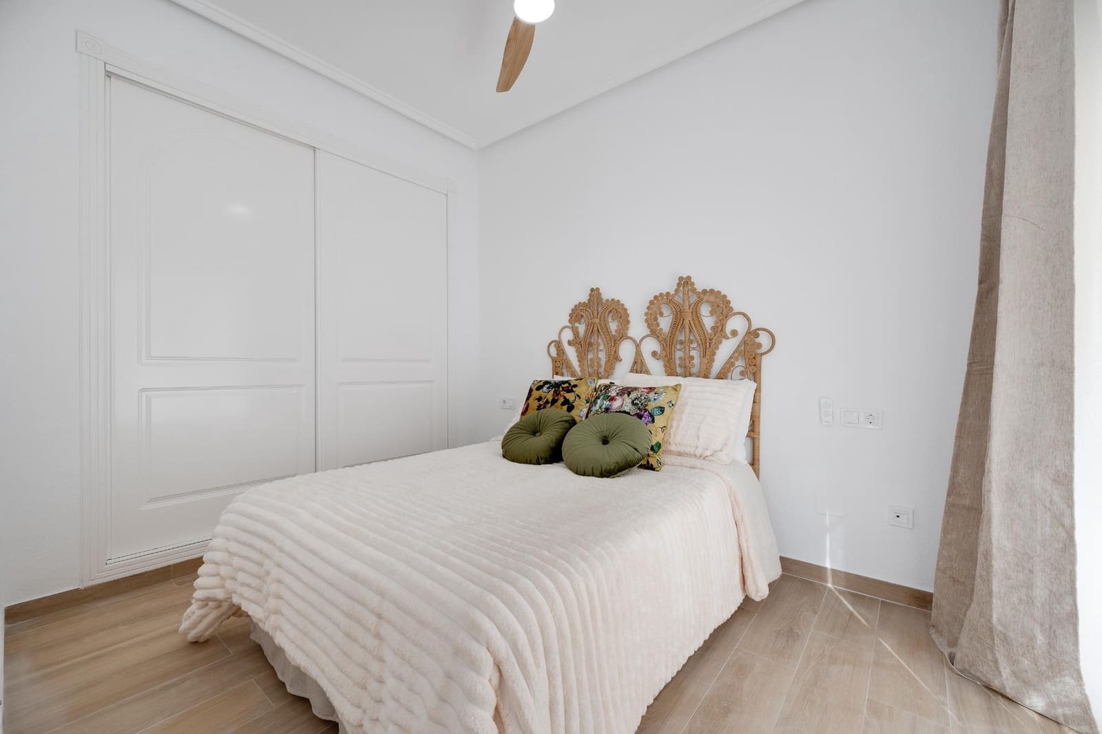 Chalet de 3 habitaciones en Rojales en venta con piscina - 275.000 € (Ref: 9530842)