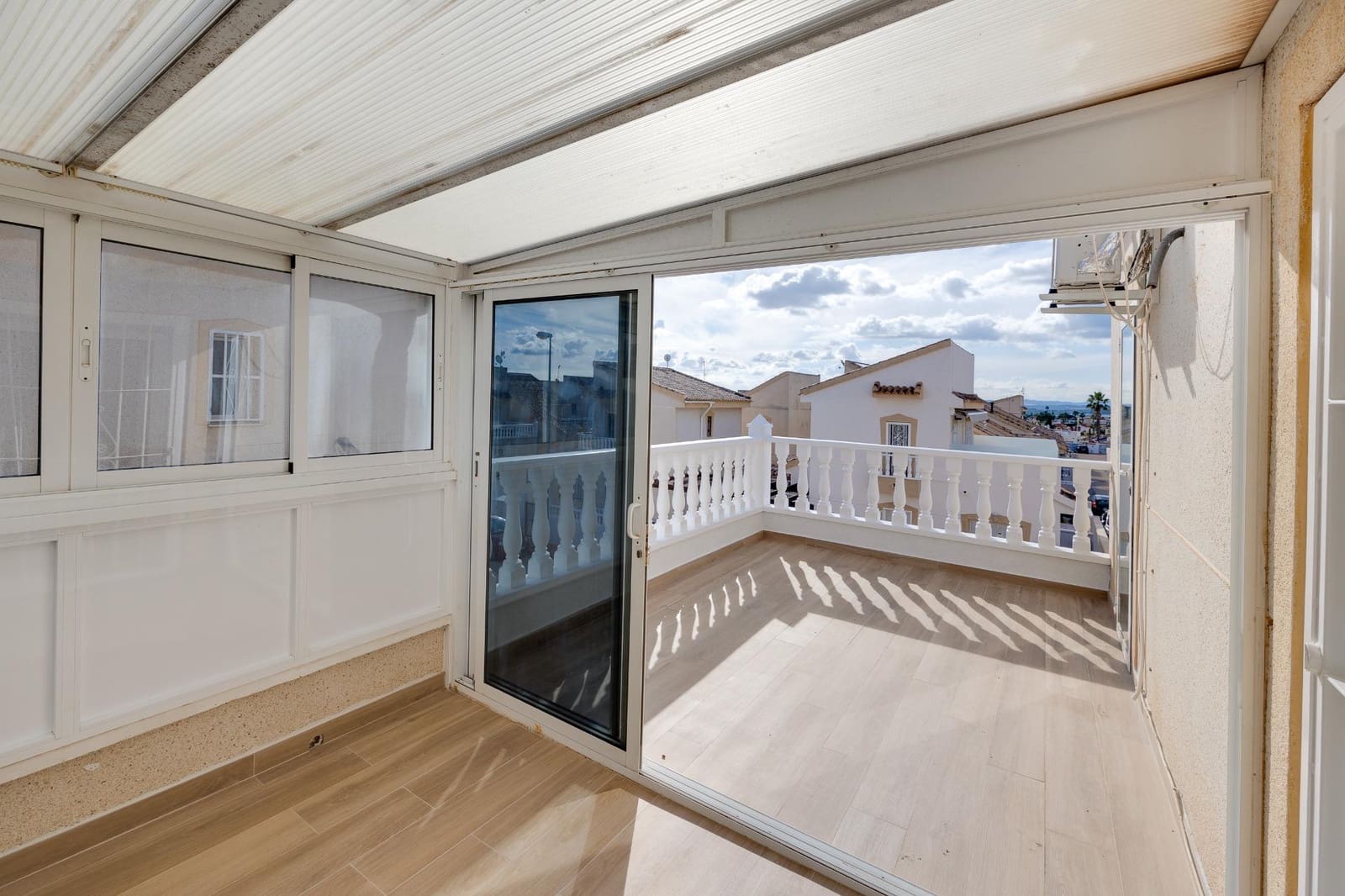 Chalet de 3 habitaciones en Rojales en venta con piscina - 275.000 € (Ref: 9530842)