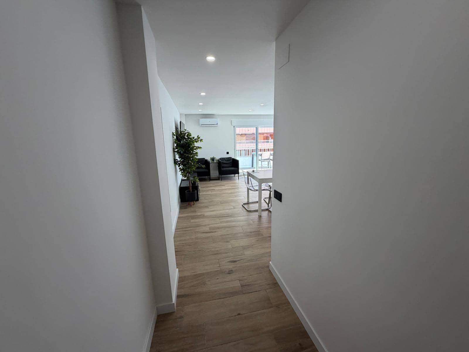 Apartamento de 3 habitaciones en Torrevieja en venta - 289.000 € (Ref: 9536094)