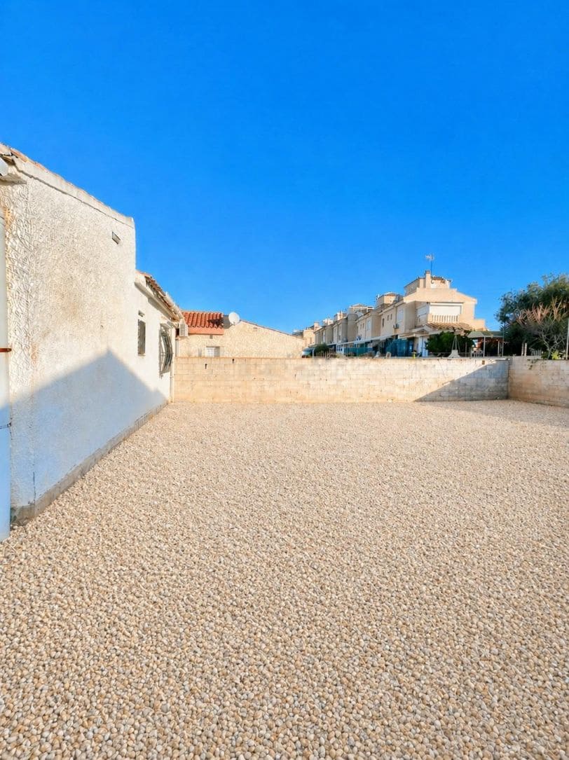 3 chambre Villa/Maison à vendre à Torrevieja avec garage - 299 000 € (Ref: 9536814)