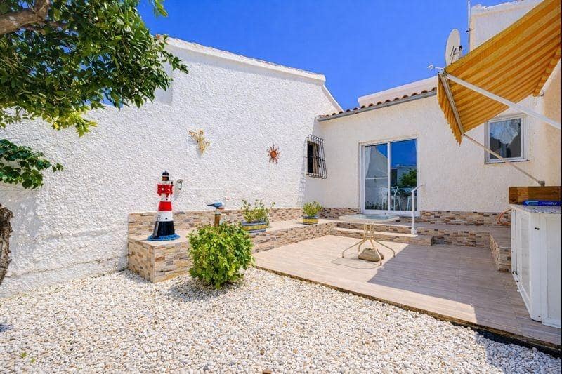 2 slaapkamer Villa te koop in Cabo Roig - € 299.990 (Ref: 9558703)