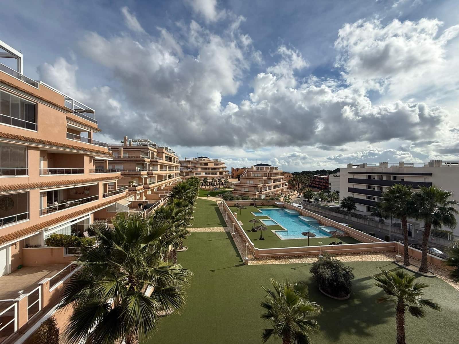 2 sovrum Lägenhet till salu i Orihuela Costa med pool garage - 265 000 € (Ref: 9565422)