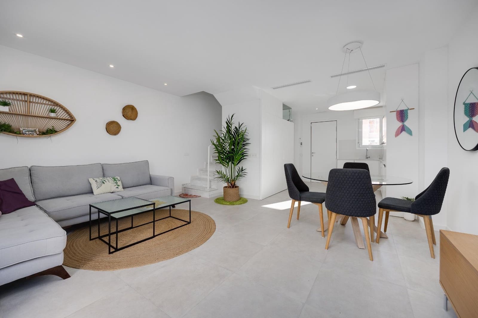 2 makuuhuone Huoneisto myytävänä paikassa Torrevieja mukana uima-altaan - 329 000 € (Ref: 9569006)