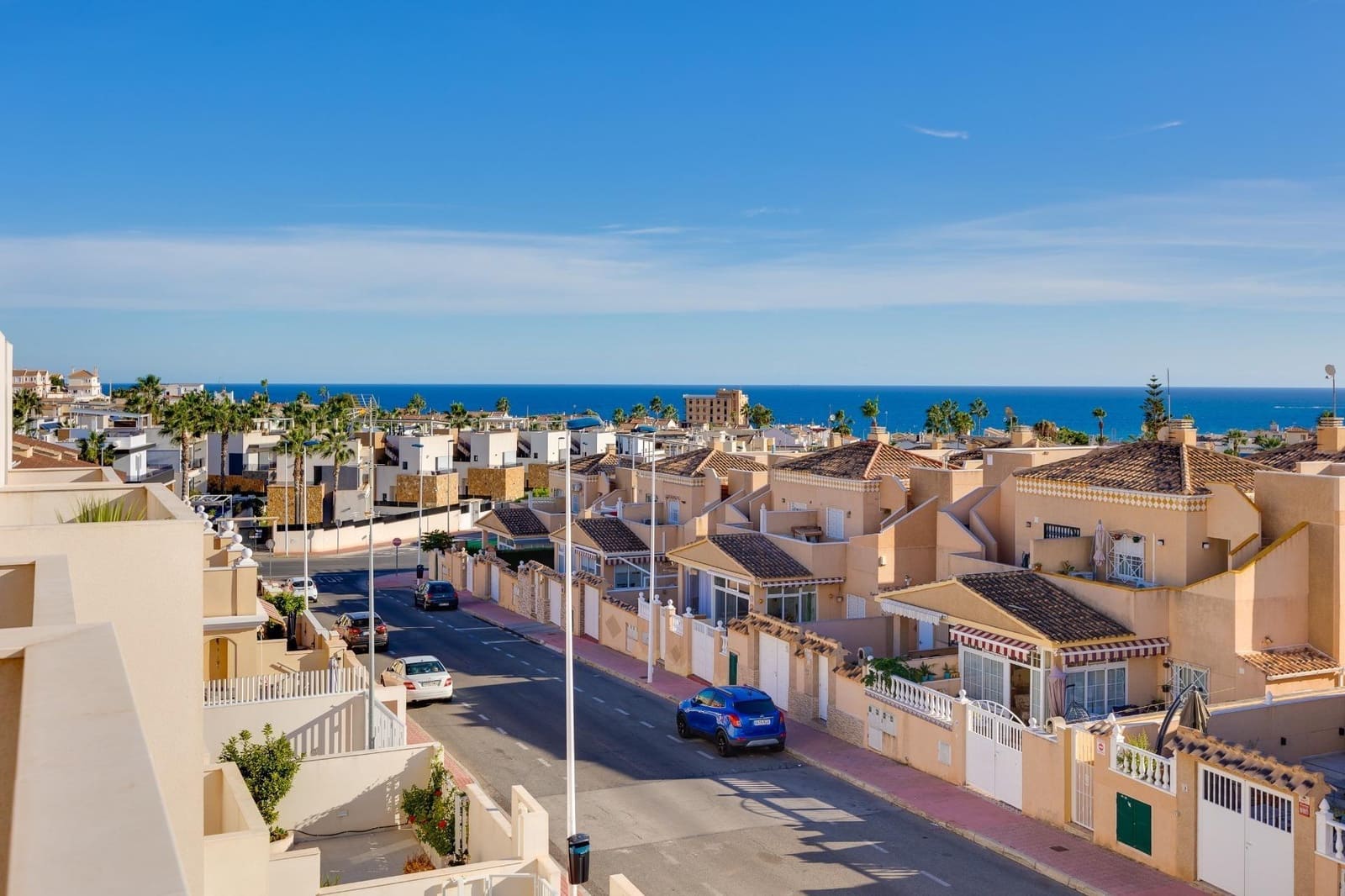 2 makuuhuone Huoneisto myytävänä paikassa Torrevieja mukana uima-altaan - 329 000 € (Ref: 9569006)