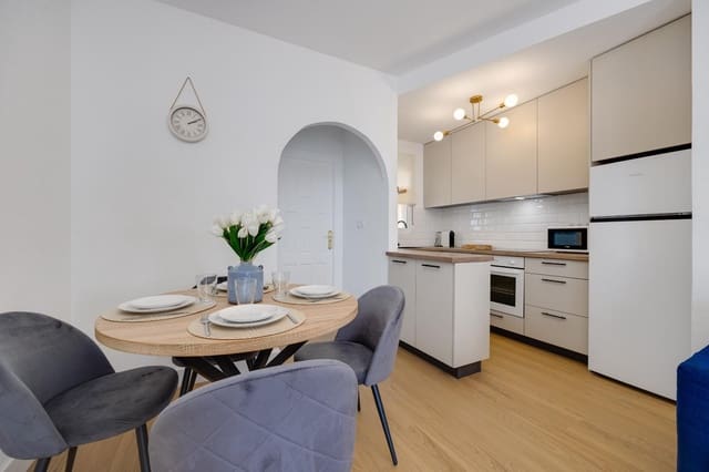 2 Zimmer Apartment zu verkaufen in Las Filipinas mit Pool - 179.000 € (Ref: 9571385)