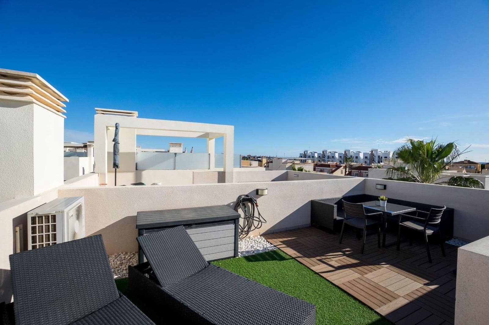 2 sovrum Radhus till salu i La Zenia - 299 000 € (Ref: 9599690)