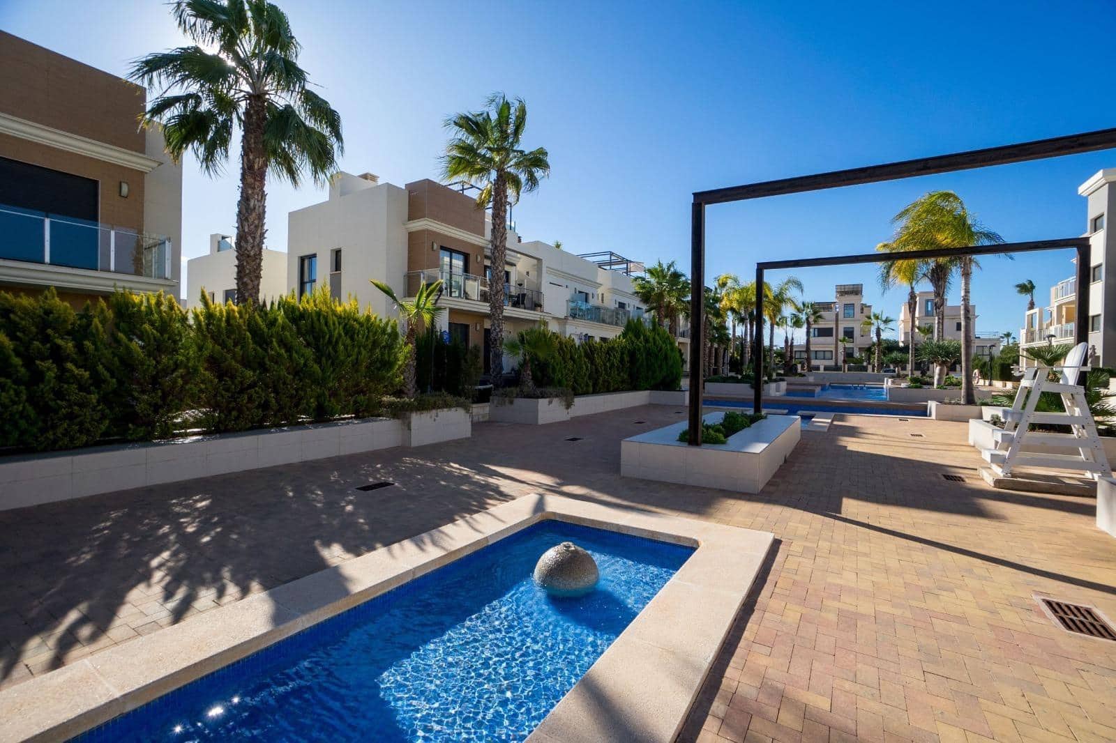 2 sovrum Radhus till salu i La Zenia - 299 000 € (Ref: 9599690)