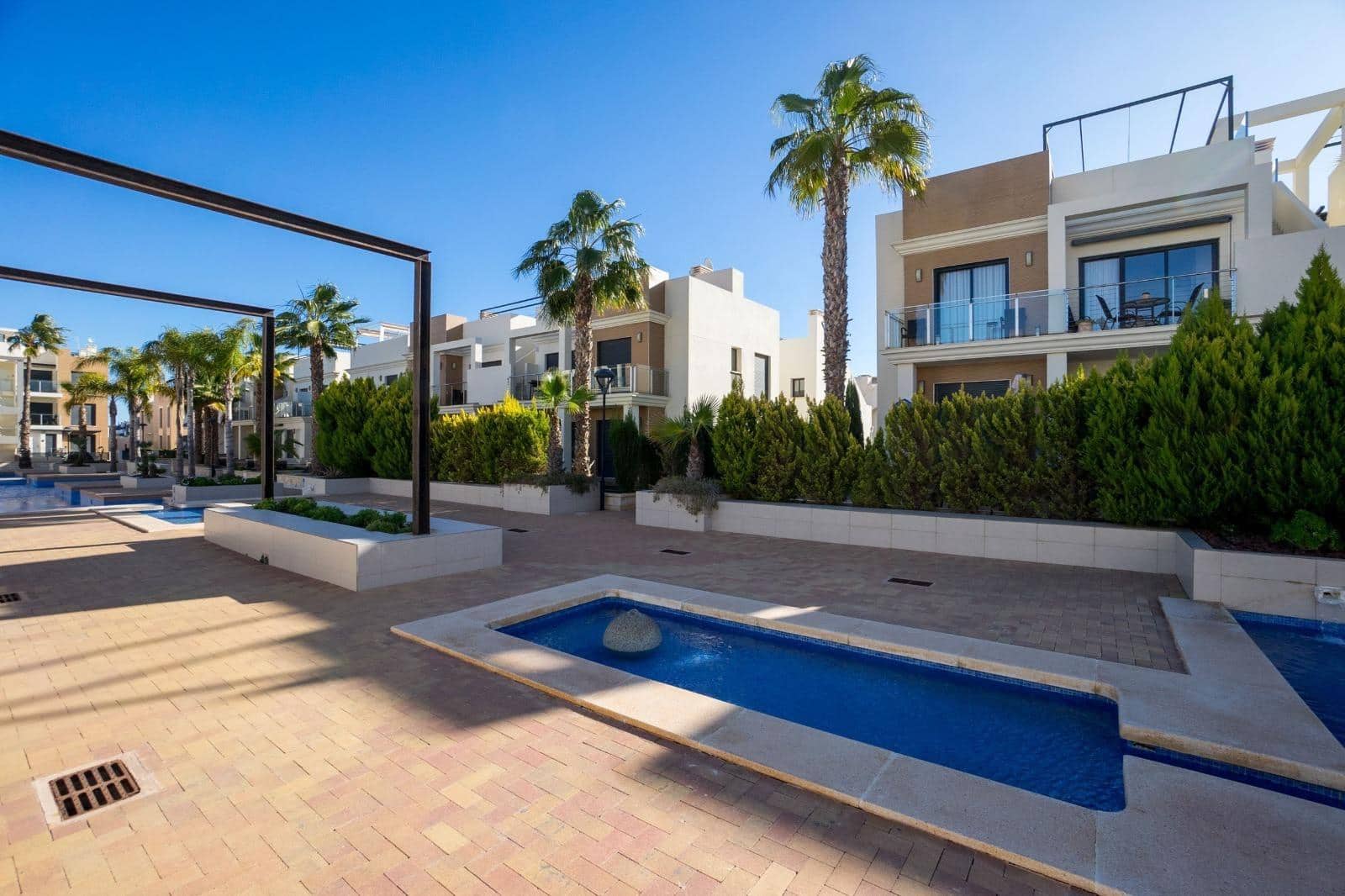 2 sovrum Radhus till salu i La Zenia - 299 000 € (Ref: 9599690)