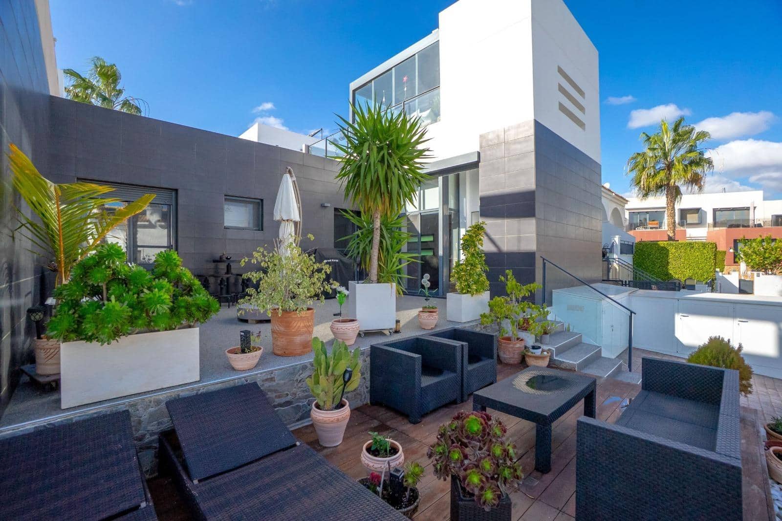 3 sypialnia Dom szeregowy na sprzedaż w Orihuela Costa z basenem - 329 000 € (Ref: 9601265)