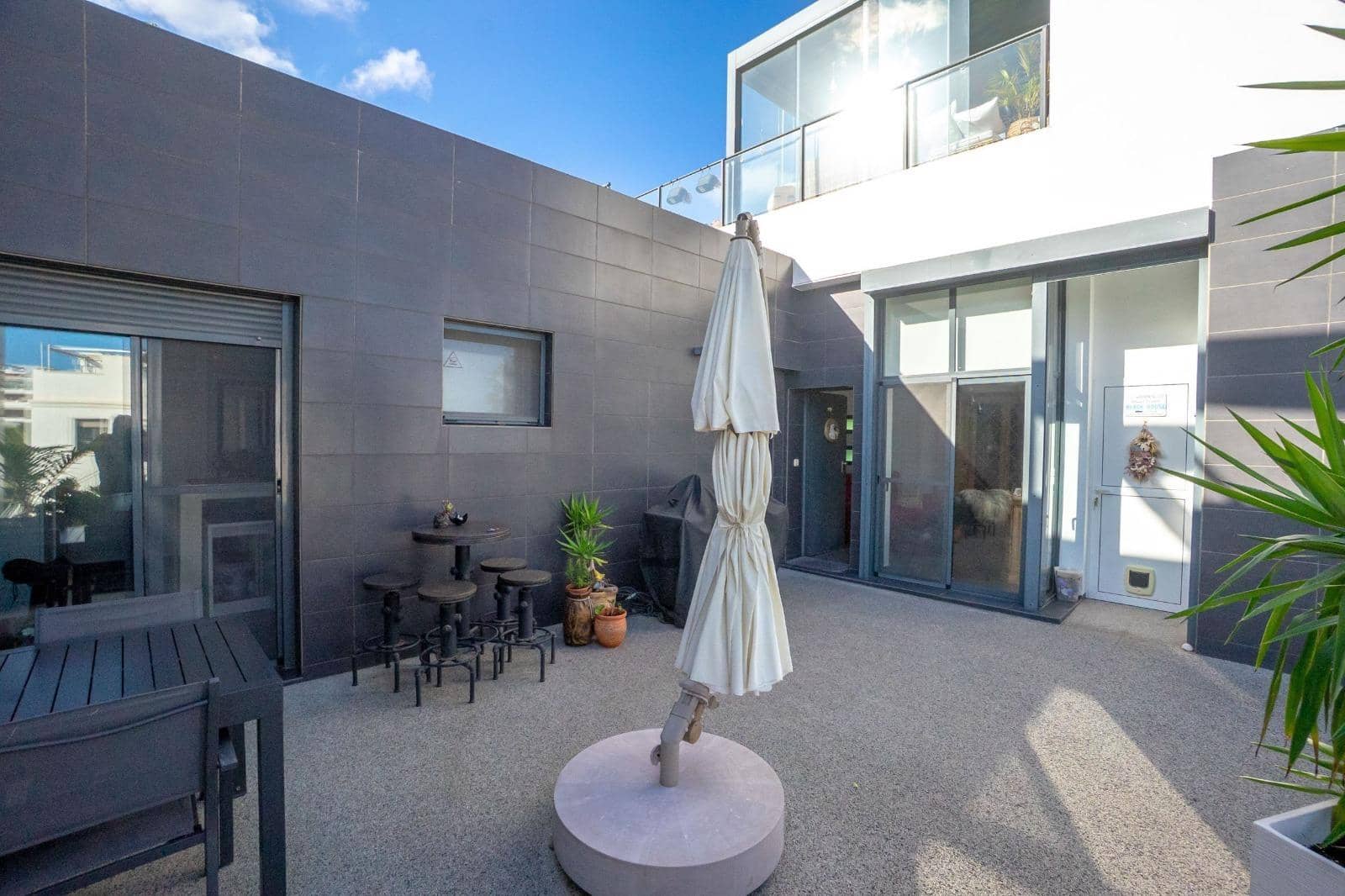 3 sypialnia Dom szeregowy na sprzedaż w Orihuela Costa z basenem - 329 000 € (Ref: 9601265)