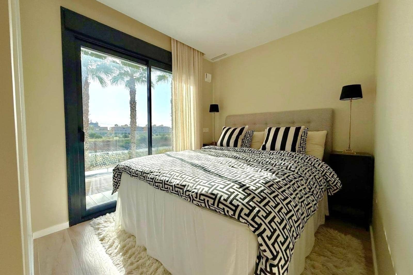 3 bedroom Villa for sale in Orihuela Costa with pool - € 449,900 (Ref: 9616068)