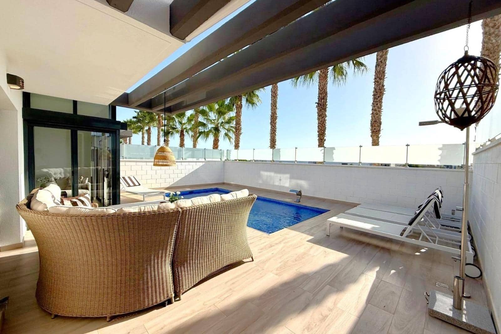 3 bedroom Villa for sale in Orihuela Costa with pool - € 449,900 (Ref: 9616068)