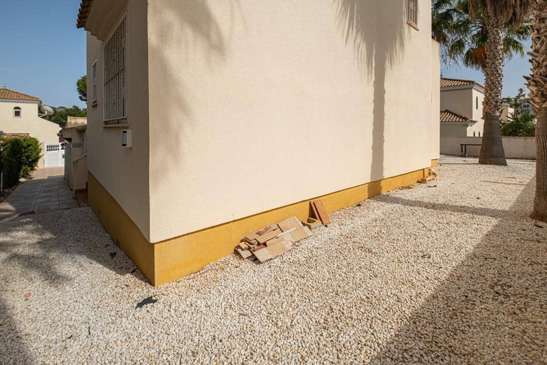 3 soverom Villa til salgs i Las Ramblas Golf med svømmebasseng garasje - € 465 000 (Ref: 9619499)