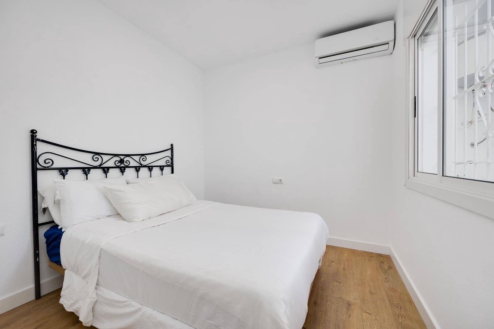 2 soverom Villa til leie i La Zenia - € 1 200 (Ref: 9621830)