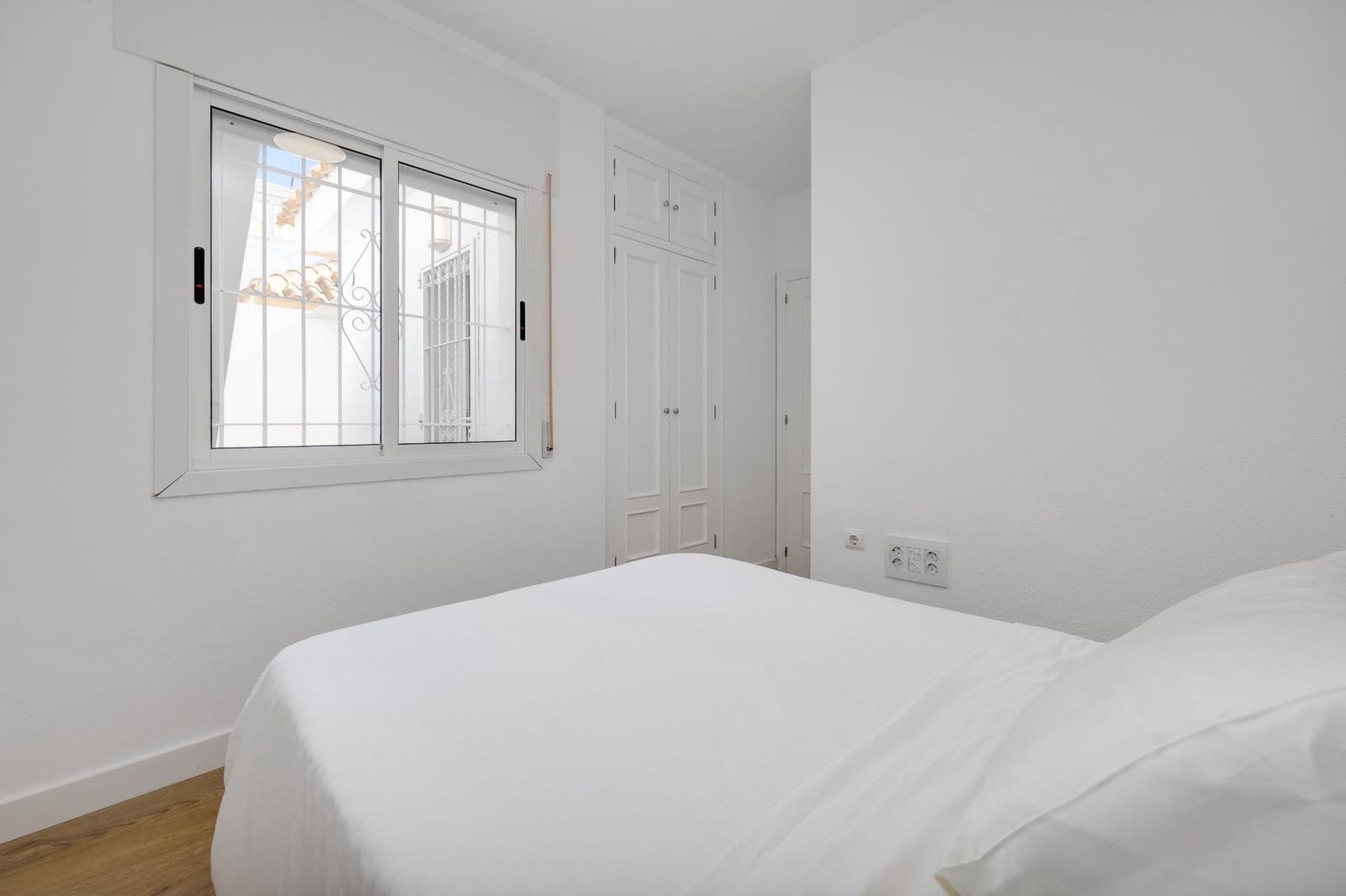 2 soverom Villa til leie i La Zenia - € 1 200 (Ref: 9621830)