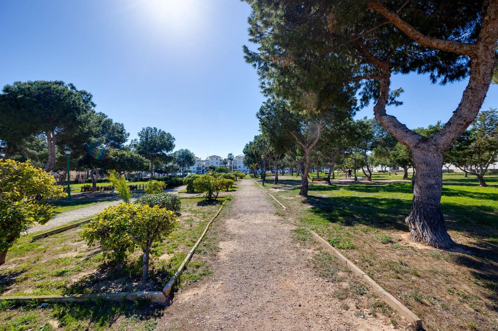 2 soverom Villa til leie i La Zenia - € 1 200 (Ref: 9621830)