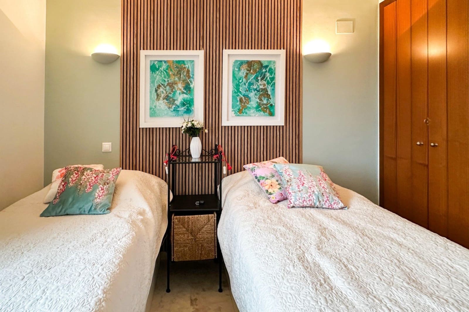 2 bedroom Penthouse for sale in Punta Prima with pool - € 375,000 (Ref: 9634510)