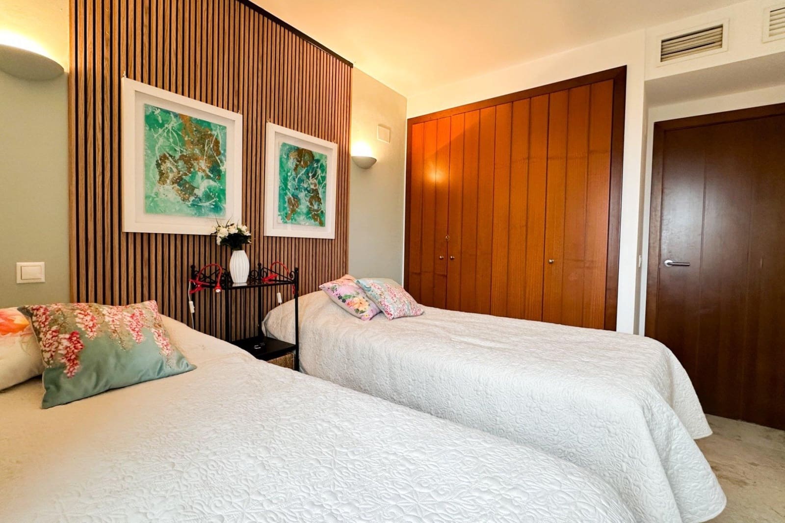 2 bedroom Penthouse for sale in Punta Prima with pool - € 375,000 (Ref: 9634510)