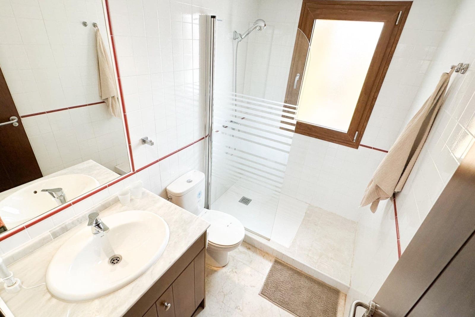 2 bedroom Penthouse for sale in Punta Prima with pool - € 375,000 (Ref: 9634510)