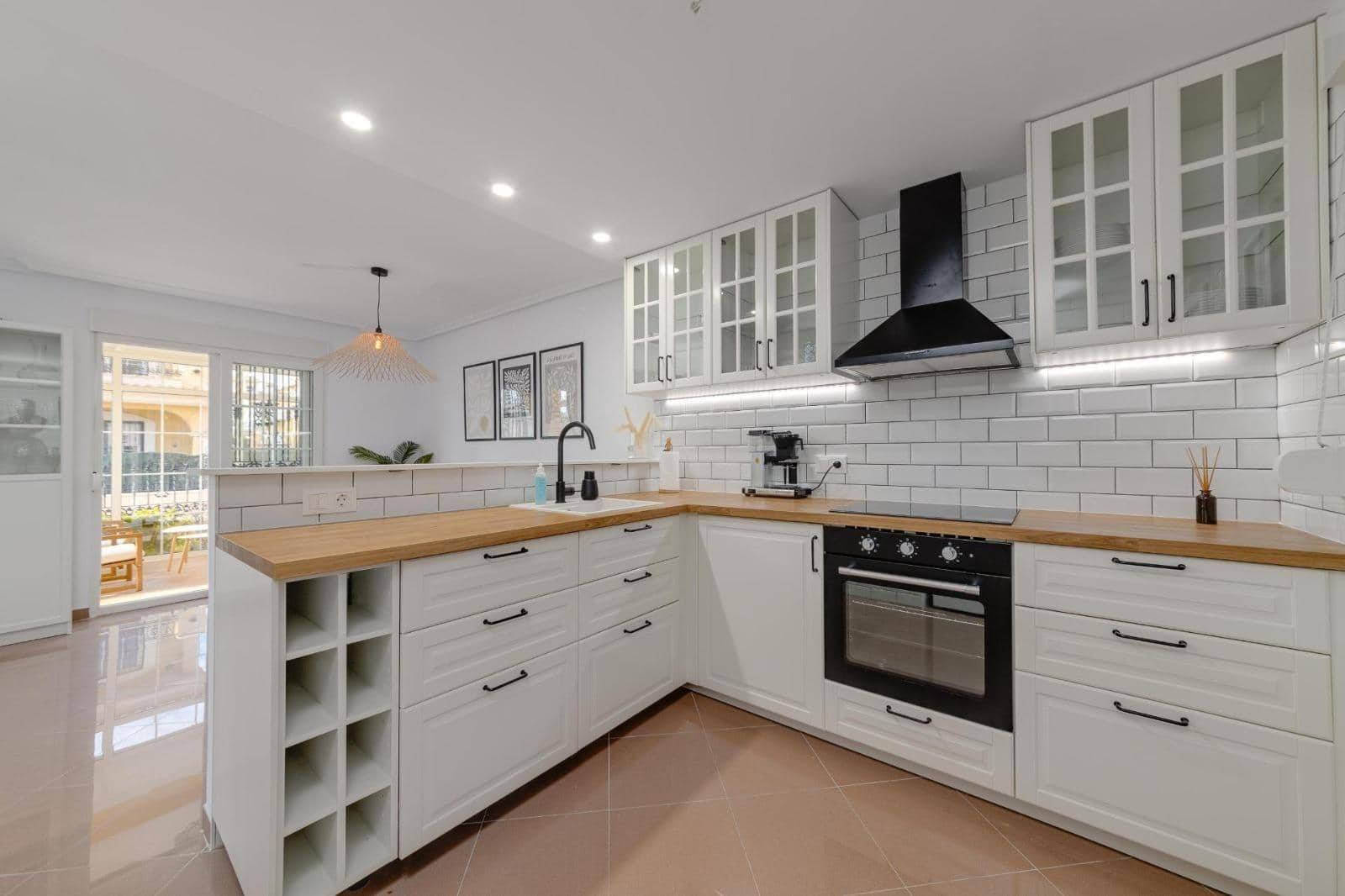 3 makuuhuone Huvila myytävänä paikassa Playa Flamenca mukana uima-altaan - 379 900 € (Ref: 9666755)