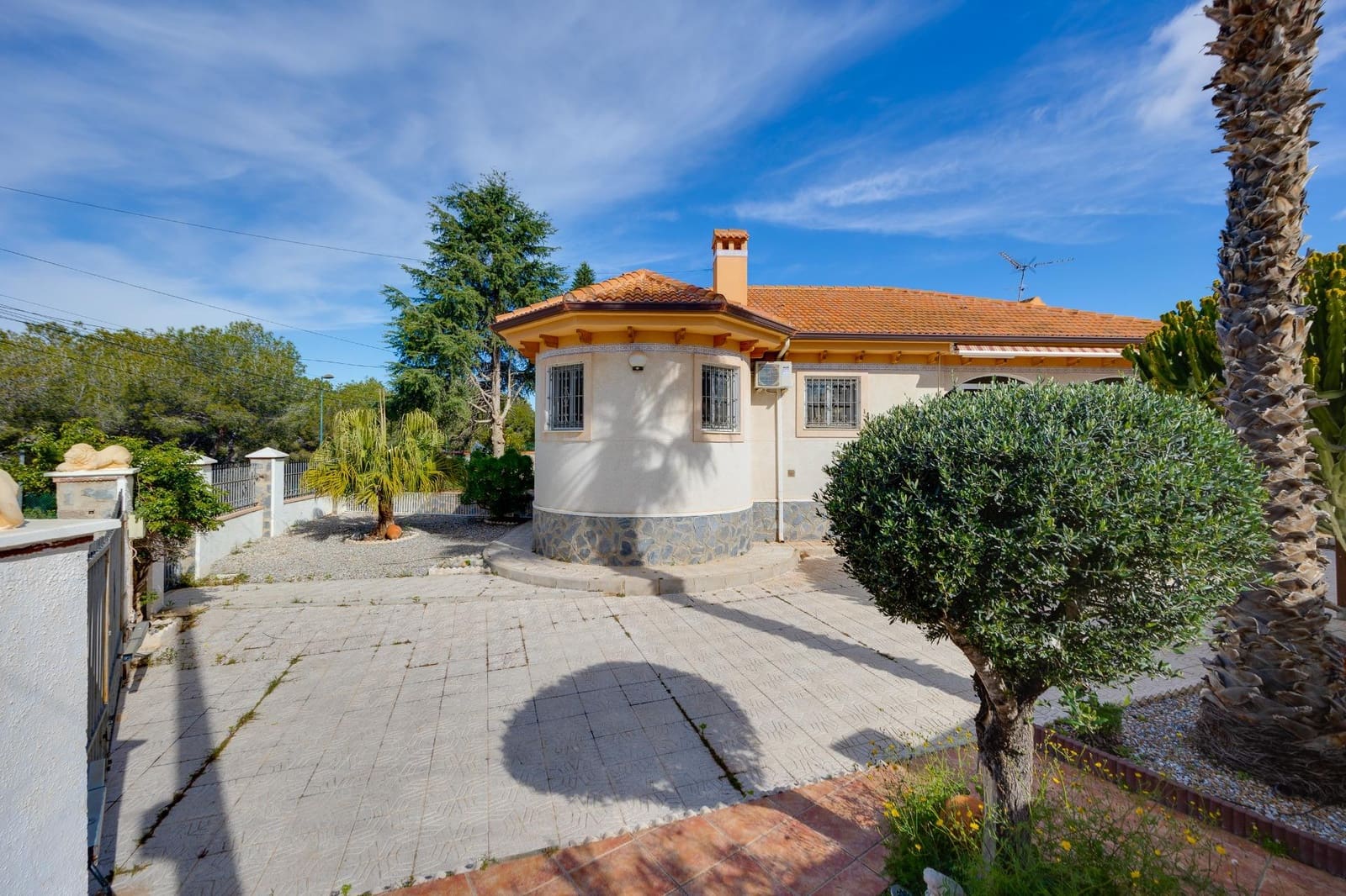 4 camera da letto Villa in vendita in Pinar de Campoverde con piscina garage - 399.000 € (Rif: 9666756)