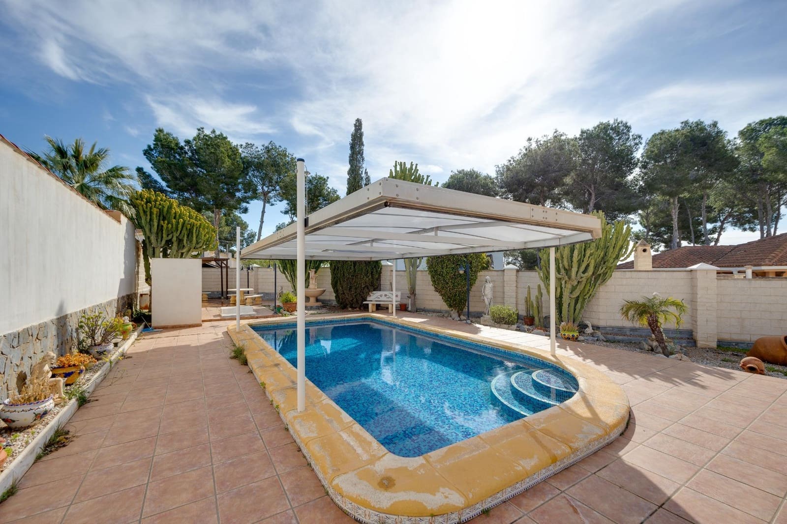 4 camera da letto Villa in vendita in Pinar de Campoverde con piscina garage - 399.000 € (Rif: 9666756)